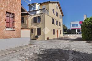 CASA INDIPENDENTE A REGGIO NELL'EMILIA