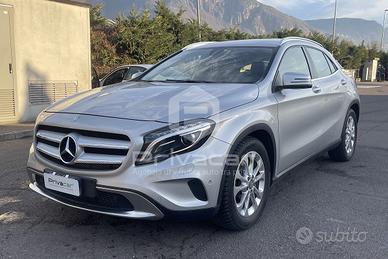 MERCEDES GLA 200 d Automatic 4Matic Premium