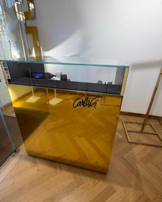 ARREDAMENTO NEGOZIO COMPLETO COLORE ORO