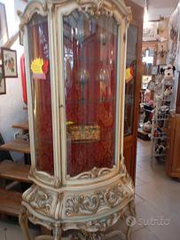 vetrina stile barocco