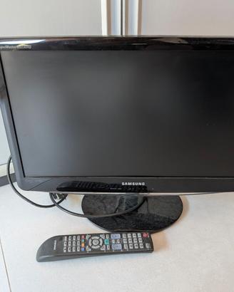 2 Monitor/TV Samsung/LG con telecomandi+Chromecast