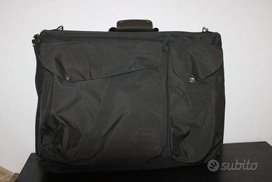 Porta Abiti Vintage Fila con Porta Notebook