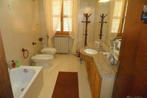 Appartamento arredato 80 mq, 2 camere, giardino