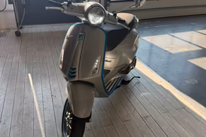 Vespa Elettrica 70 in garanzia ufficiale Piaggio