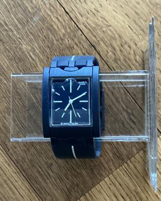 Swatch TURNOVER Slipped Out nuovo con confezione