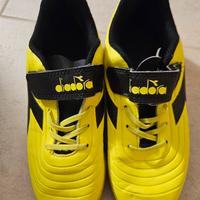 Scarpe da calcio Diadora numero 35