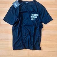 T-shirt nuova con cartellino