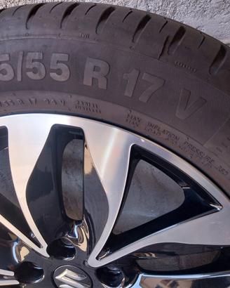 Pneumatici CONTINENTAL 215/55 R 17 V estivi.