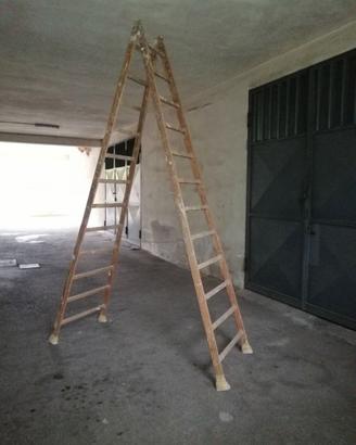 Scala in legno