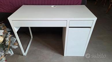 Scrivania Micke
