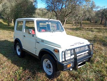 Suzuki Santana Sj410