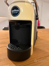 Macchina caffè Lavazza a modo mio