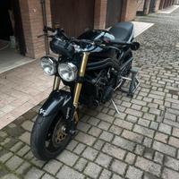 Triumph Speed triple 1050