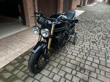Triumph Speed triple 1050