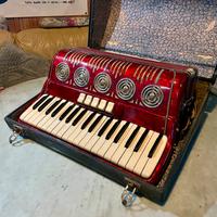 Fisarmonica Paolo Soprani Italia 80 bassi