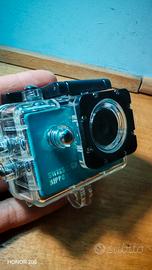 Action camera subacquea