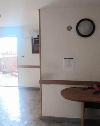 Aci Catena Centro appartamento con giardino e gara