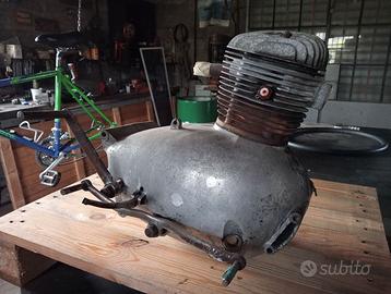 Motore Moto  Gilera  150 cc.