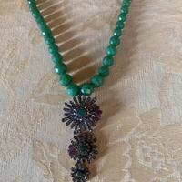 Collana giada di rara fattura con pendente in stil