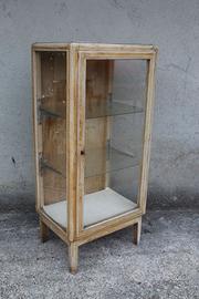 Vetrinetta vintage, legno e vetro, ambulatorio med