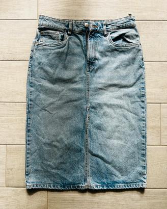 Gonna di jeans al ginocchio Zara