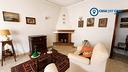 ampio-appartamento-con-garage-in-piccolo-contesto