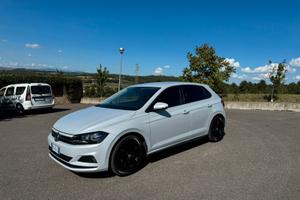 Volkswagen Polo VI 1.6 tdi