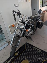 Suzuki VL 250 Intruder