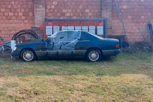 mercedes 200 CE anno 1992 i.e