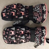 Guanti da sci ragazza e occhiali