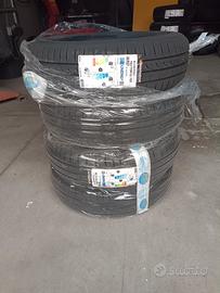 treno 4 Pneumatici estivi Hankook 