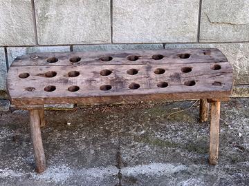 Vecchio scola bottiglie in legno pesante anni '50