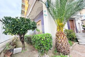 PALAZZO A MUGNANO DI NAPOLI