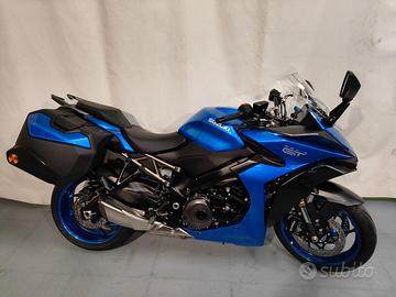 SUZUKI GSX-S1000GT .