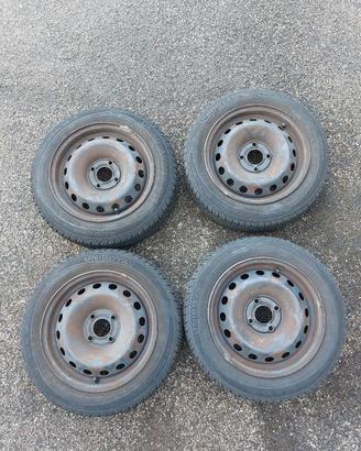 Gomme, cerchi e copricerchi Renault Twingo I