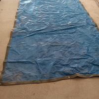 Telo in PVC con occhielli