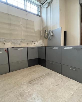 5 MOBILETTI DA GARAGE PORTATUTTO