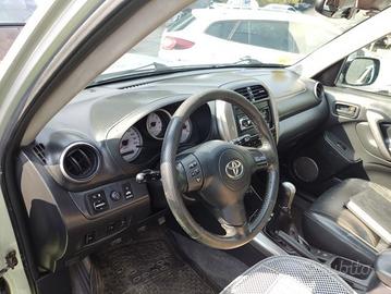 Cruscotto TOYOTA RAV 4 del 2004
