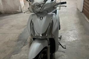 Honda SH150 ABS bianco 2012