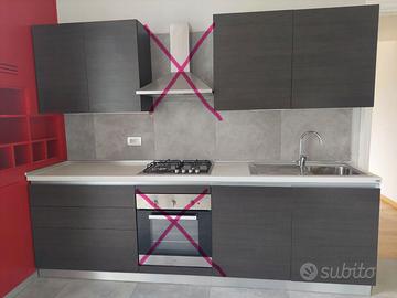 Cucina Scavolini con lavastoviglie.Pensili.casset