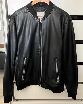 Giacca Pull & Bear finta pelle nera, Taglia L