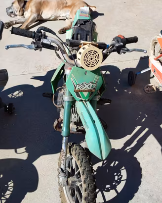 minimoto a motore, auto moto a batteria  e bici