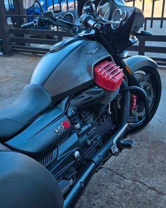 Moto Guzzi MGX-21