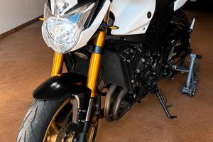 Yamaha FZ8