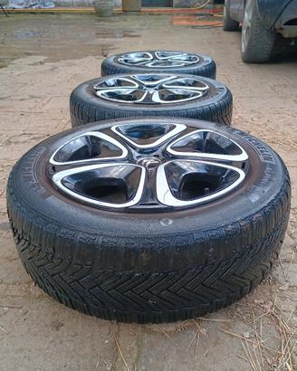 Cerchione Citroen C3 con gomma estiva 150 euro