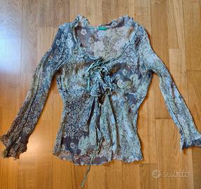 Maglietta Benetton vintage Y2K floreale – tessuto 