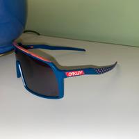 Occhiali Oakley sutro