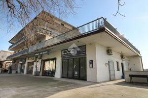 NEGOZIO A SANT'ELPIDIO A MARE