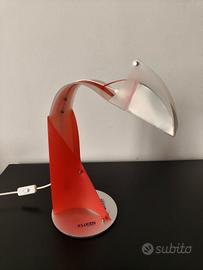 Lampada da tavolo anni 80 Slamp designer M. Datti
