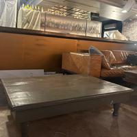 Tavolino quadrato in legno verniciato